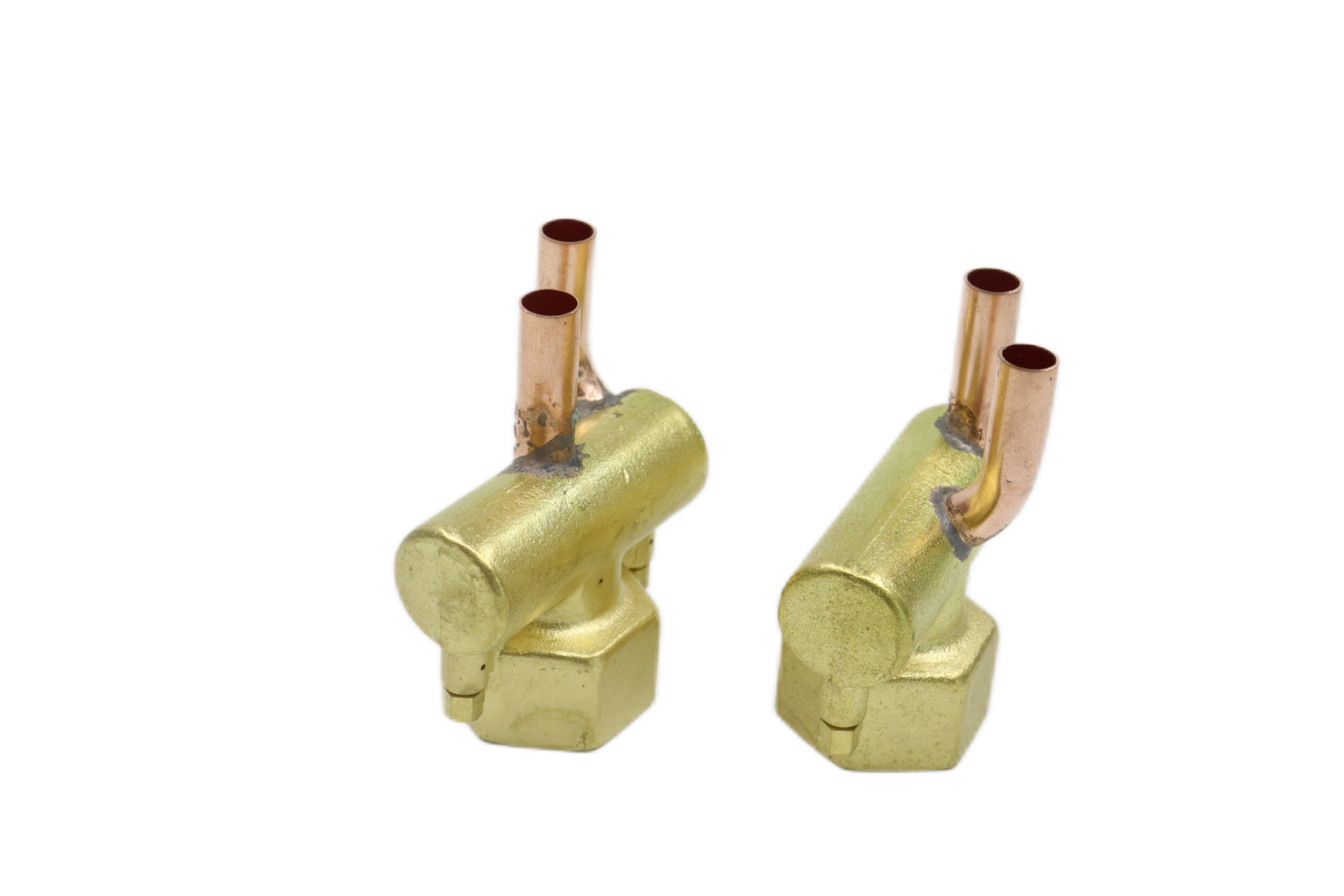 Fan Coil Unit Fitttings- Brass distributor with 2 ports 